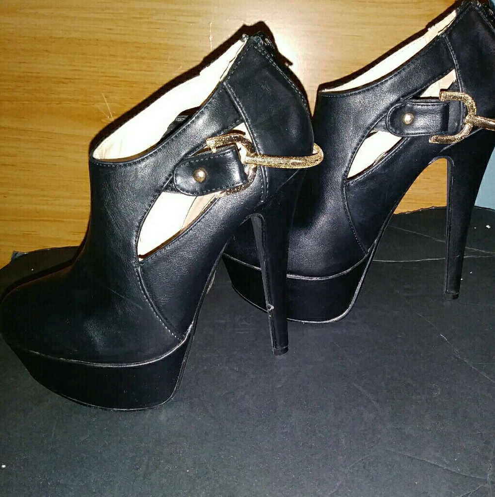 Anne michelle heel ankle boots